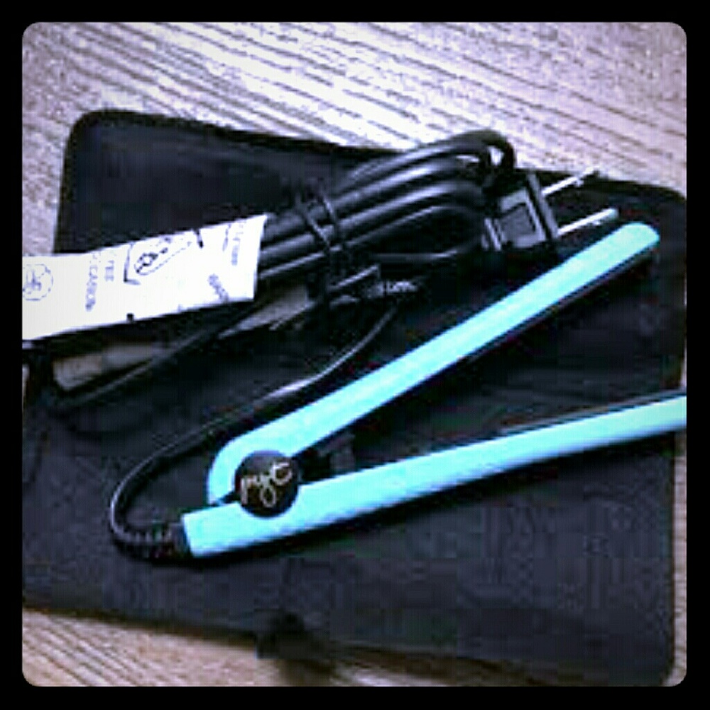 PYT MINI CERAMIC STYLER/ STRAIGHTENER